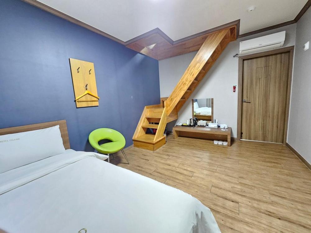 Daecheon Island Hotel Boryeong Room photo